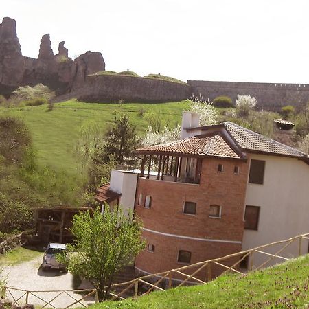 Castle Cottage Bed & Breakfast Belogradchik Eksteriør billede